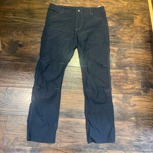 KUHL VTG Crag Series Mountain 38 X 34 Loose Wide Leg Hiking Dark Grey  95% Nylon